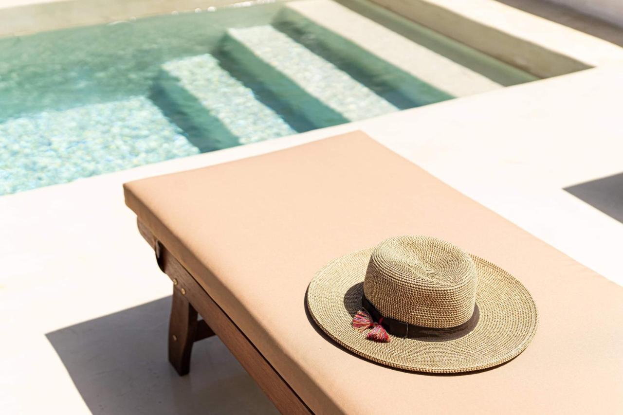 Pink Freud Villas Santorini Oía Zewnętrze zdjęcie