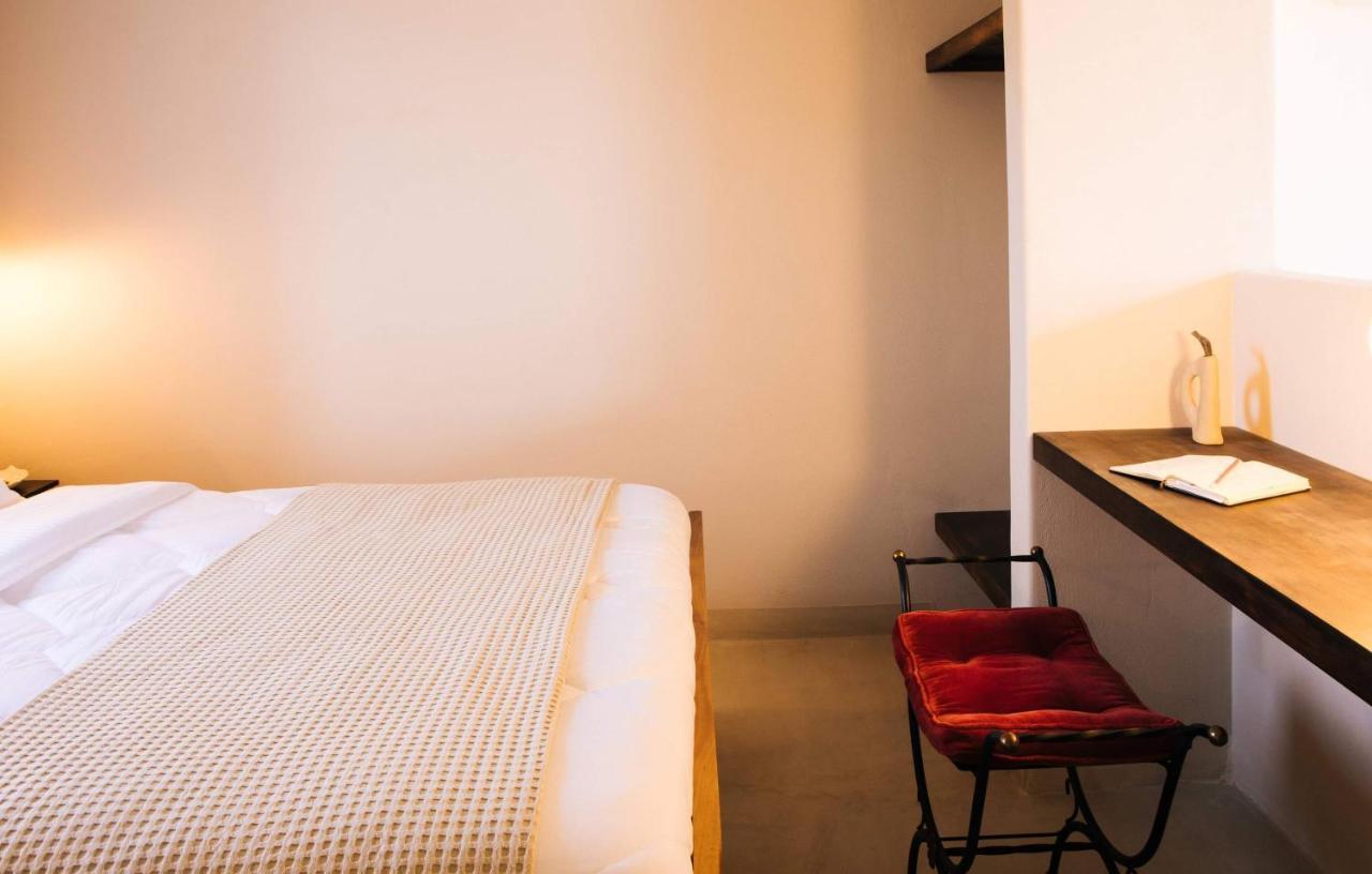 Pink Freud Villas Santorini Oía Zewnętrze zdjęcie