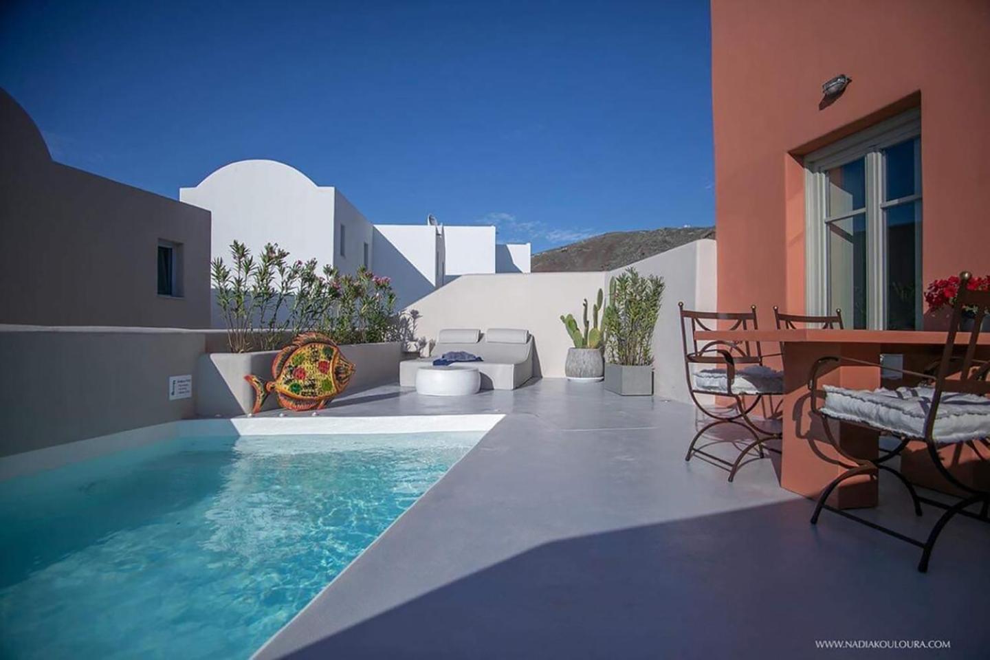 Pink Freud Villas Santorini Oía Zewnętrze zdjęcie